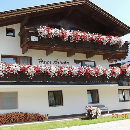 شقة Haus Arnika *